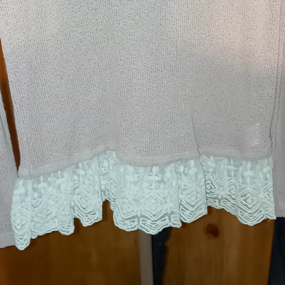 Sweater - Picture 3 of 4